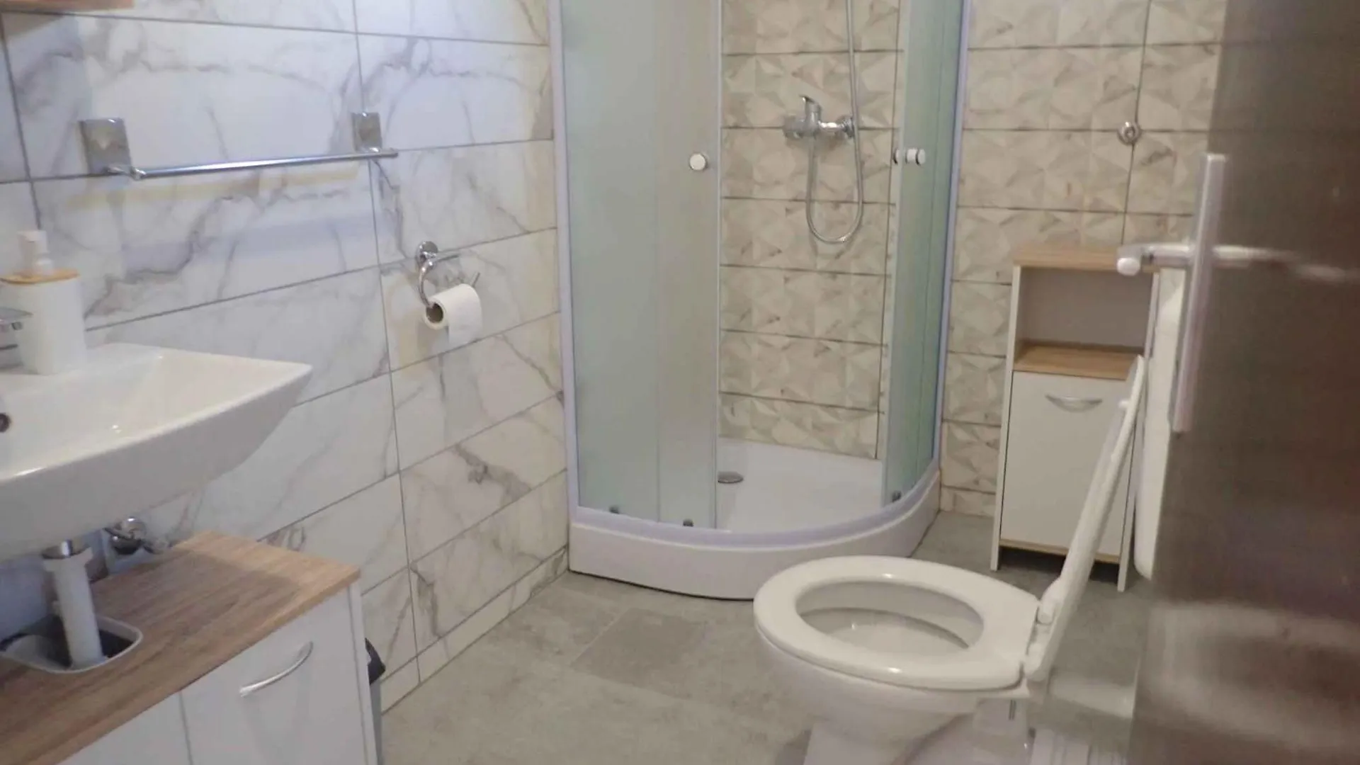 Apartment In Starigrad-Paklenica 50110  סטאריגרד-פקלניצה